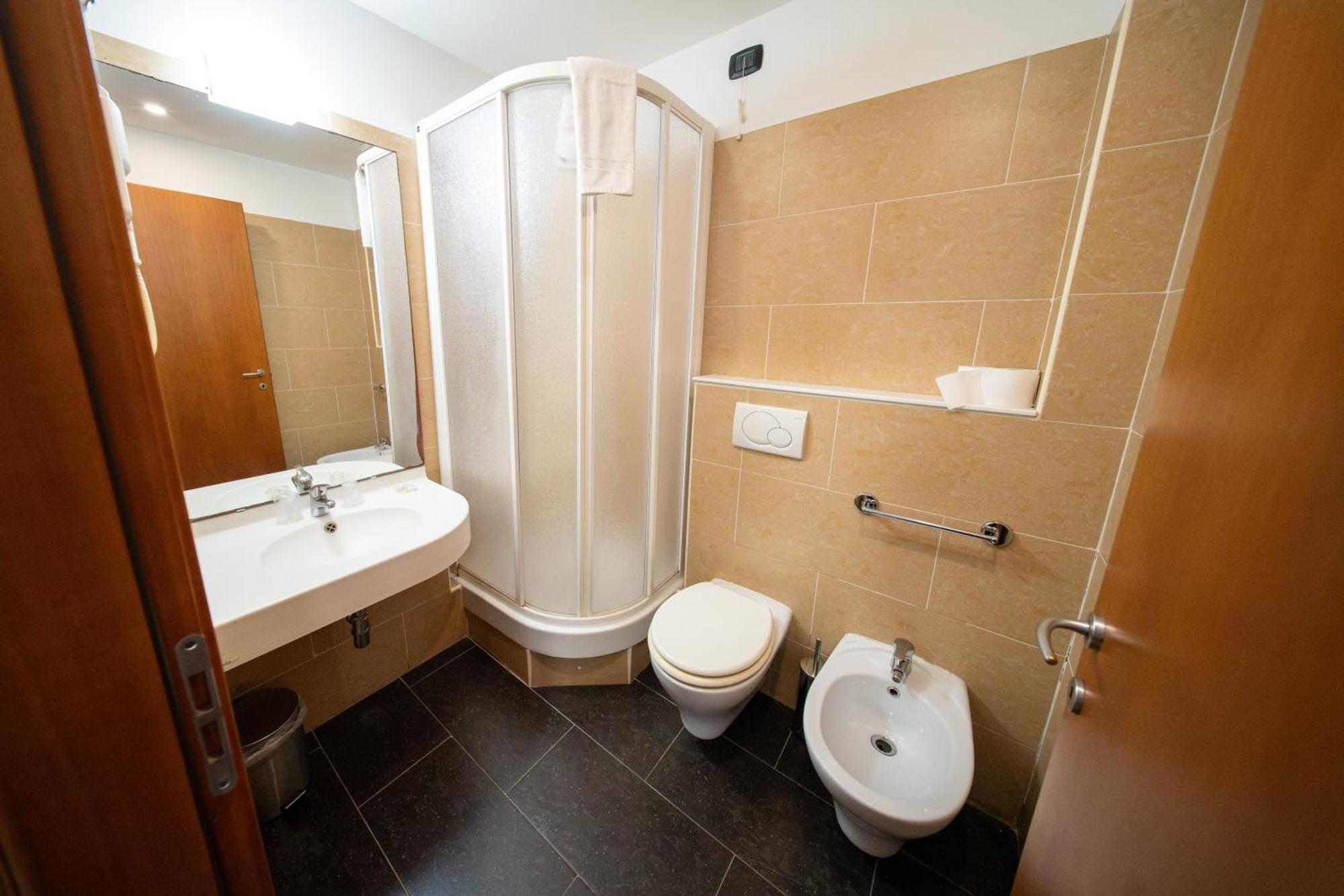 Hotel Residence Sestriere Moncalieri Kültér fotó