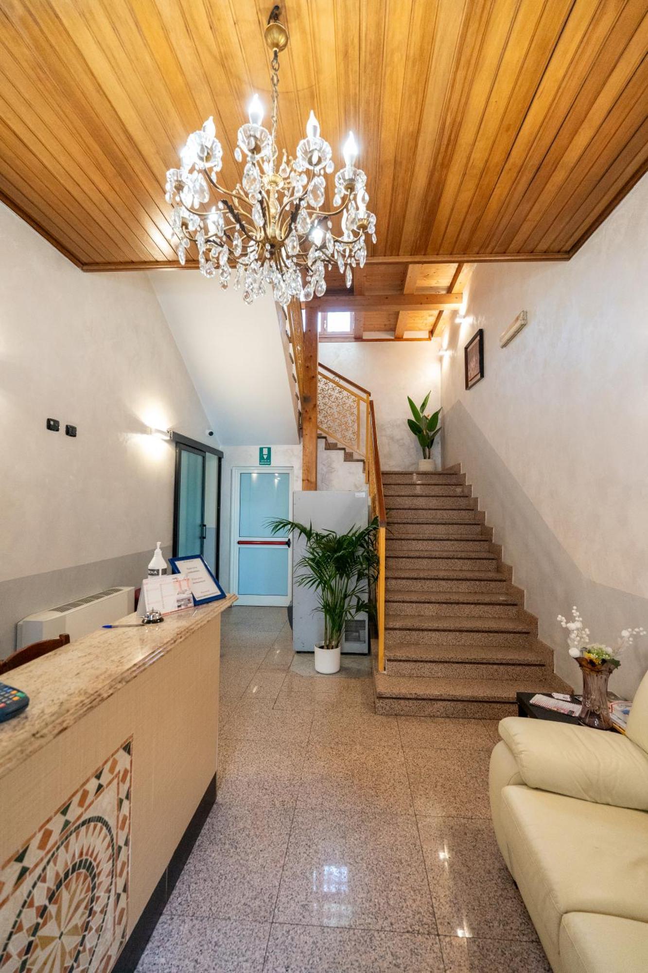 Hotel Residence Sestriere Moncalieri Kültér fotó